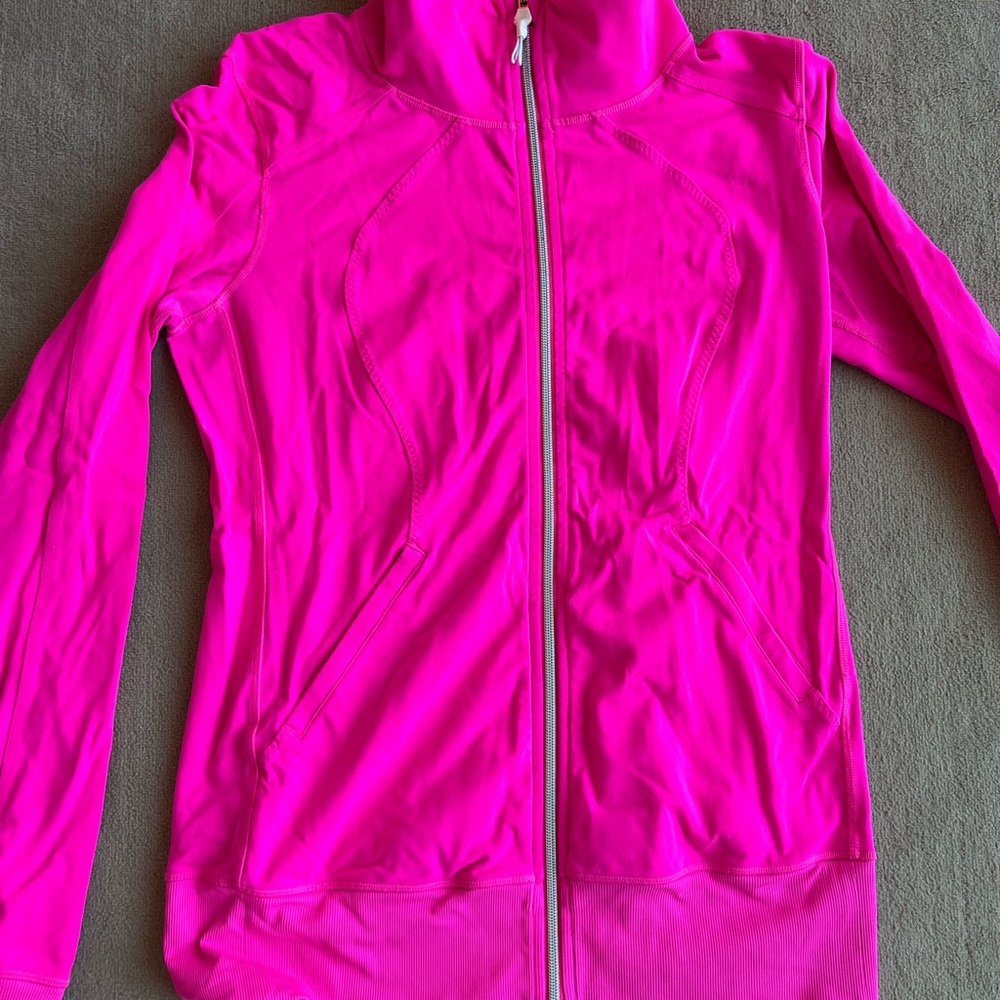 Lulu Lemon size 8 pink jacket